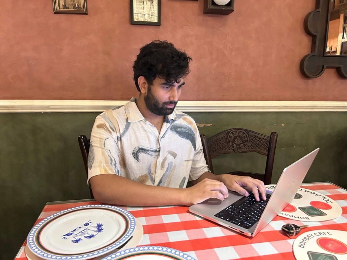 Shorya Rastogi working at Bombay Cafe